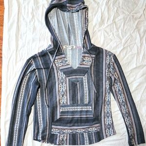 Wallflower long sleeve w/ hood